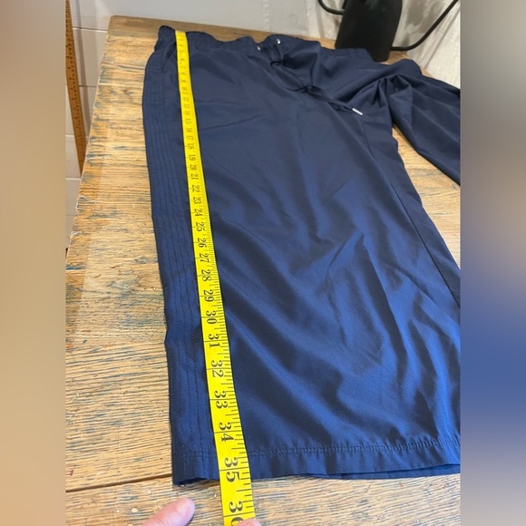 💙 ActiveZone Cropped Pants – Size 1X (Navy Blue)💙 - Picture 5 of 6